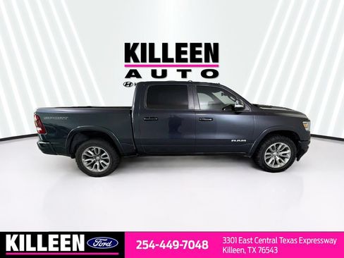Used 2019 RAM 1500 Laramie w/ Sport Appearance Package AWD/4WD image 10