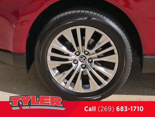 Used 2023 Toyota Venza Limited AWD/4WD image 44