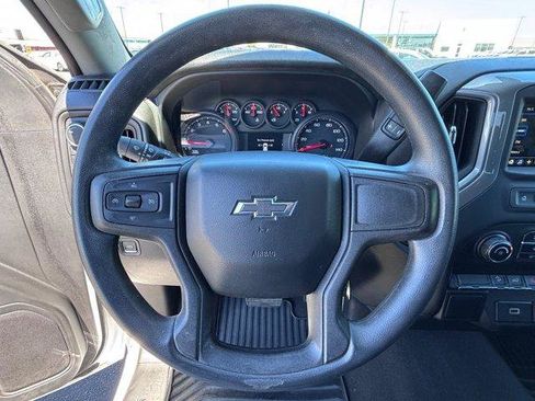 Used 2019 Chevrolet Silverado 1500 Custom Trail Boss w/ Custom Convenience Package AWD/4WD image 22