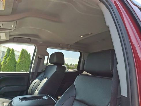 Used 2018 GMC Sierra 2500 SLT w/ Duramax Plus Package AWD/4WD image 13