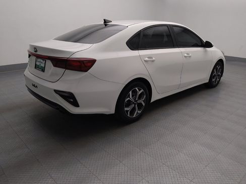 Used 2020 Kia Forte LXS FWD image 10