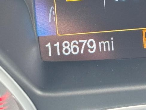 Used 2019 Ford Escape SE image 26