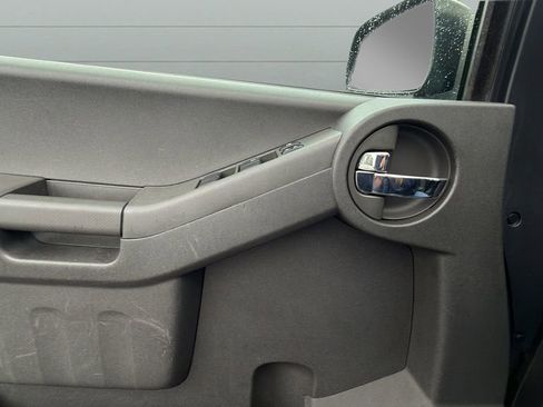 Used 2015 Nissan Xterra PRO-4X AWD/4WD image 19