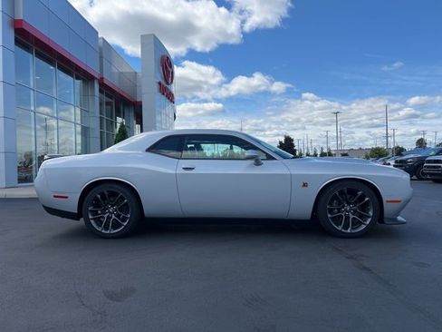 Used 2023 Dodge Challenger R/T Scat Pack w/ Plus Package image 8