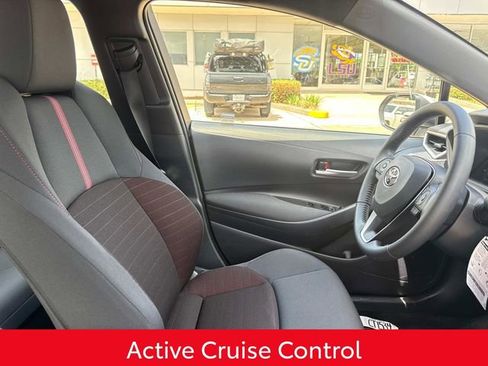 Used 2026 Toyota Corolla SE w/ SE Premium Package image 15