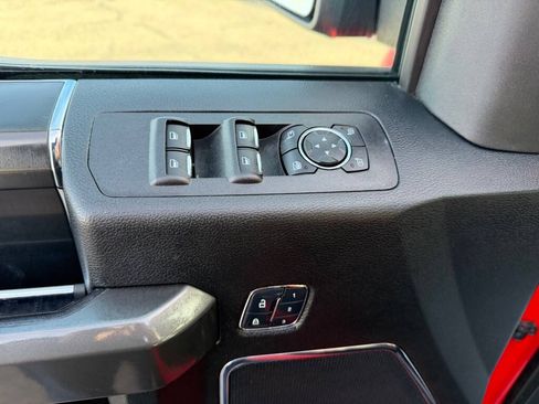 Used 2018 Ford F150 Lariat w/ Equipment Group 502A Luxury AWD/4WD image 13