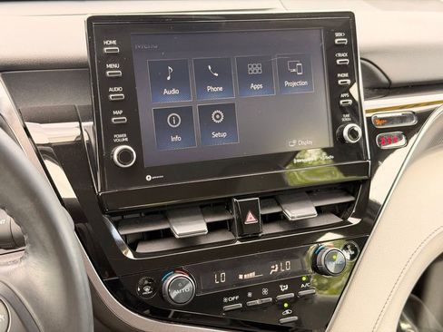Used 2023 Toyota Camry XSE FWD image 27