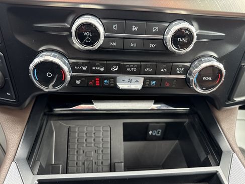 Certified 2024 Ford F350 King Ranch AWD/4WD image 33