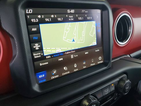 Used 2023 Jeep Wrangler Unlimited Rubicon image 25