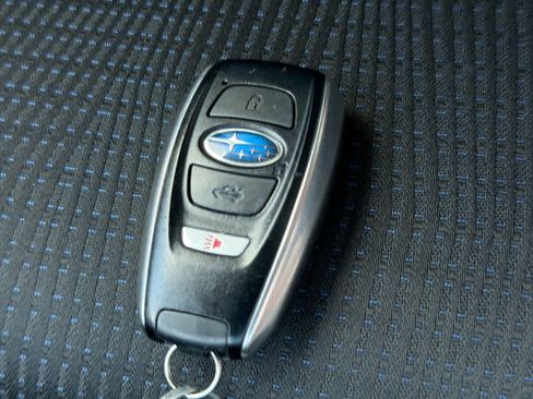 Used 2020 Subaru Ascent Premium w/ Convenience Package AWD/4WD image 35