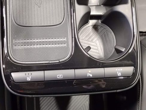 New 2026 Hyundai Ioniq 5 SEL image 25