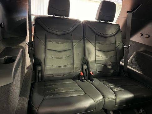 Used 2022 Cadillac XT6 Premium Luxury w/ Platinum Package image 29