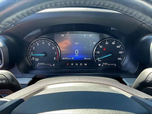 Used 2020 Ford Explorer XLT w/ Equipment Group 202A AWD/4WD image 13
