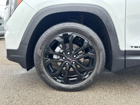 Used 2022 GMC Terrain SLT w/ Elevation Edition AWD/4WD image 32