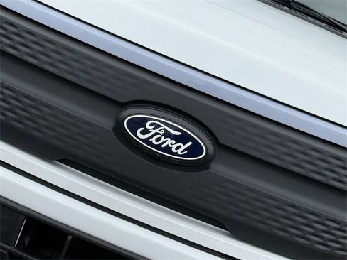 New 2025 Ford F150 Lightning XLT image 3