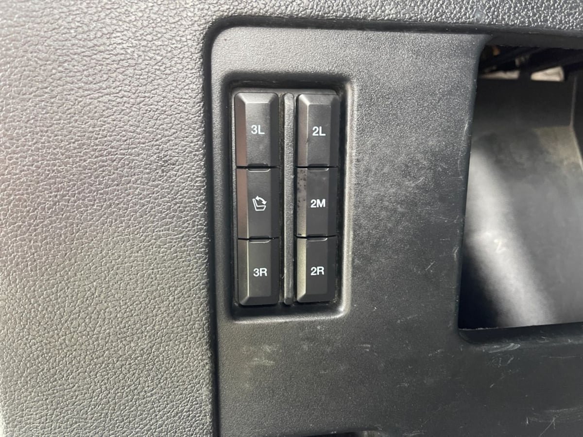 Used 2021 Ford Expedition Max Limited RWD image 10
