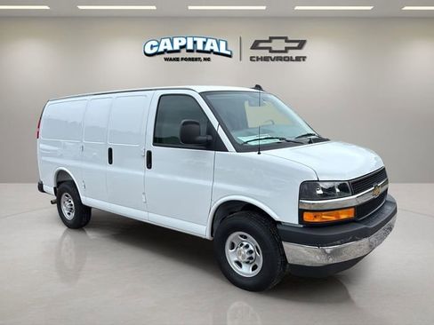 New 2025 Chevrolet Express 2500 Work Van w/ Driver Convenience Package image 14