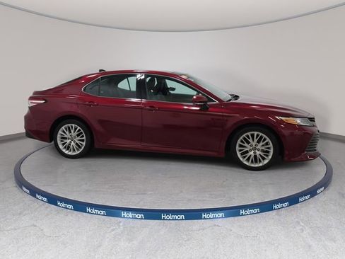 Used 2018 Toyota Camry XLE w/ Driver Assist Package FWD image 5