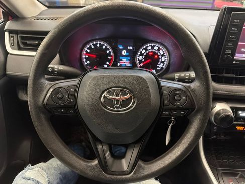 Certified 2021 Toyota RAV4 LE image 16