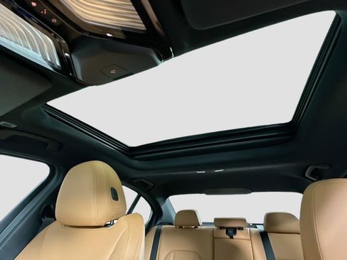 New 2026 BMW 330i Sedan w/ M Sport Package image 22