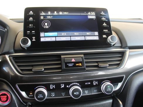 Used 2019 Honda Accord Sport image 10
