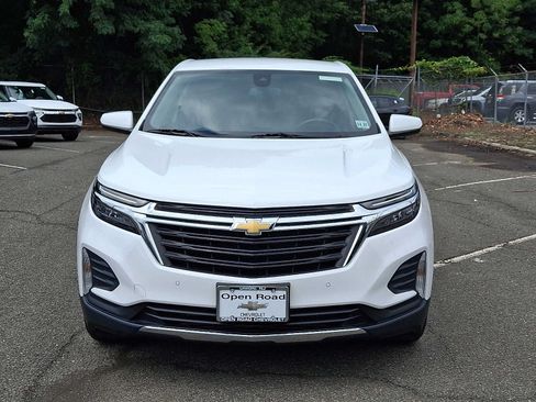 Used 2022 Chevrolet Equinox LT FWD image 2