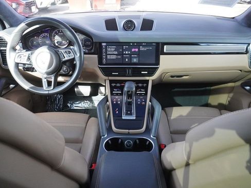 Used 2020 Porsche Cayenne Turbo image 46