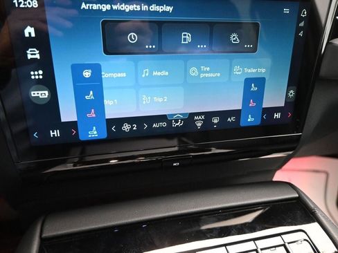 New 2025 Lincoln Navigator Reserve w/ Jet Appearance Package image 22