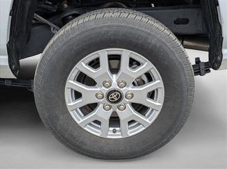 Used 2024 Toyota Tacoma SR AWD/4WD video 3