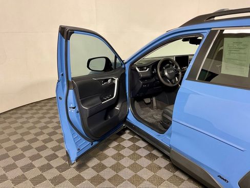 Used 2023 Toyota RAV4 AWD Hybrid image 19
