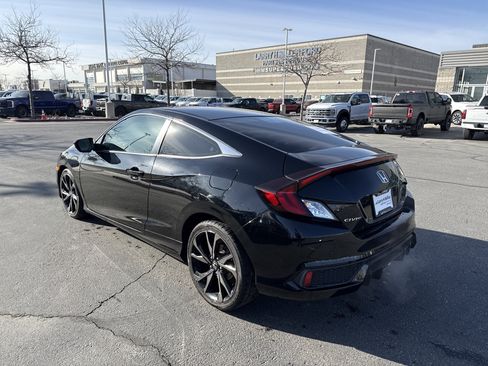 Used 2019 Honda Civic Sport image 3