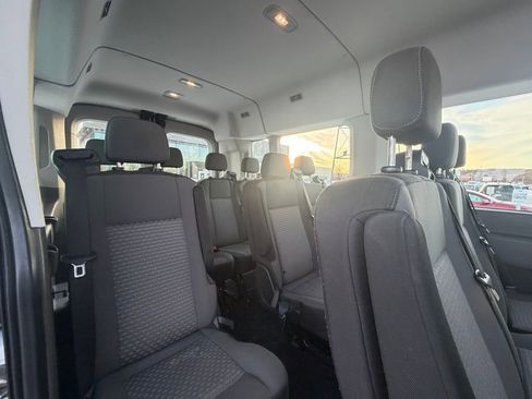 Used 2022 Ford Transit 350 XLT image 26