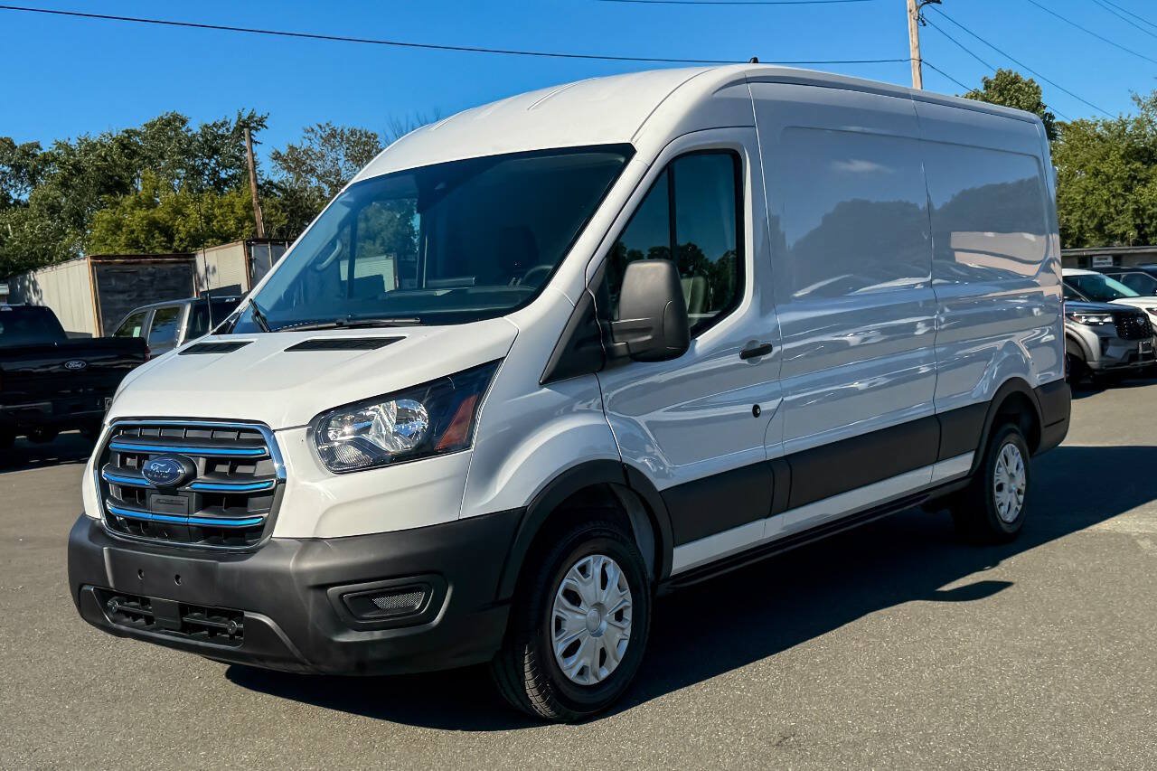 Used 2023 Ford E-Transit Medium Roof RWD image 7