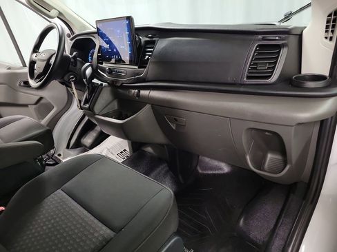 Used 2023 Ford Transit 250 Low Roof AWD image 25
