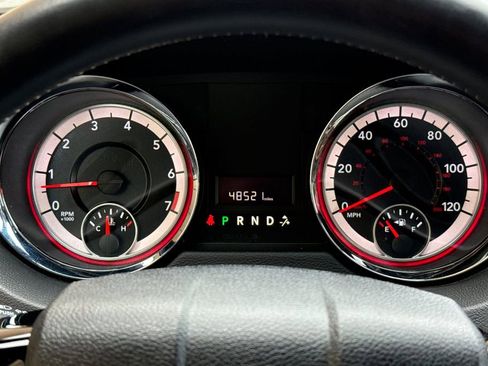 Used 2016 Dodge Grand Caravan SE image 34