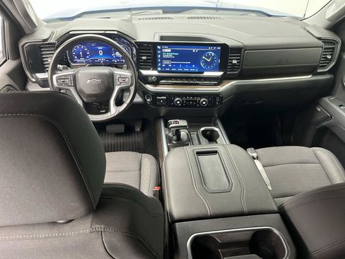 Certified 2022 Chevrolet Silverado 1500 RST AWD/4WD image 4
