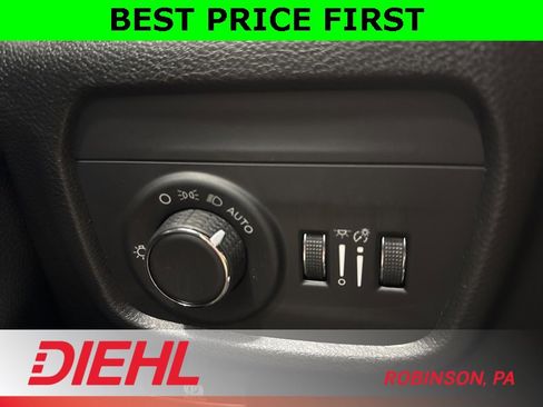 New 2026 Jeep Grand Cherokee Laredo image 23