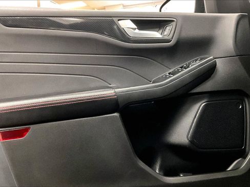 Used 2023 Ford Escape ST-Line image 22