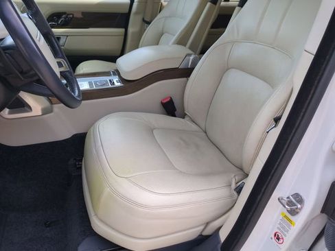 Used 2018 Land Rover Range Rover HSE AWD/4WD image 12