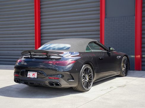 Used 2022 Mercedes-Benz SL 63 AMG 4MATIC image 5