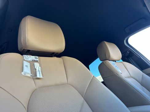 New 2026 Porsche Macan image 19