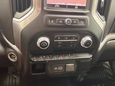 Used 2023 GMC Sierra 1500 Pro w/ Pro Value Package AWD/4WD image 25
