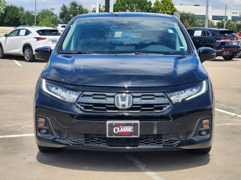 Used 2025 Honda Odyssey EX-L image 2
