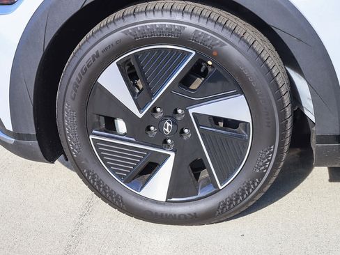 New 2026 Hyundai Ioniq 5 SEL image 11