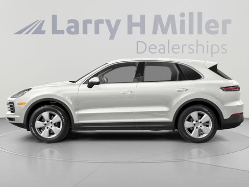Used 2019 Porsche Cayenne AWD/4WD image 3