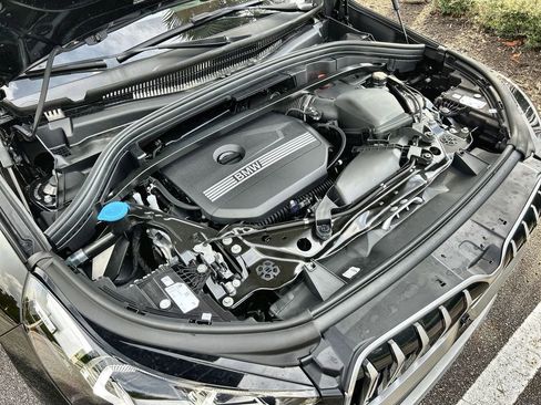 New 2025 BMW X1 xDrive28i w/ Technology Package image 30