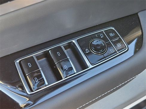 New 2026 Cadillac Vistiq Platinum image 20