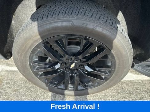 Used 2023 Chevrolet Suburban LS AWD/4WD image 24