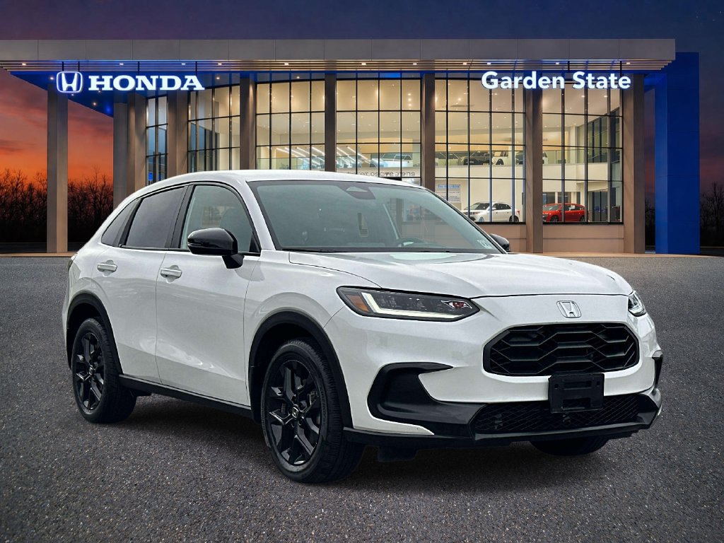 Certified 2025 Honda HR-V Sport image 2