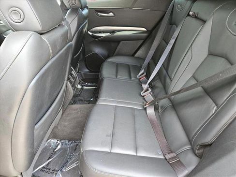 Used 2024 Cadillac XT4 Premium Luxury image 17